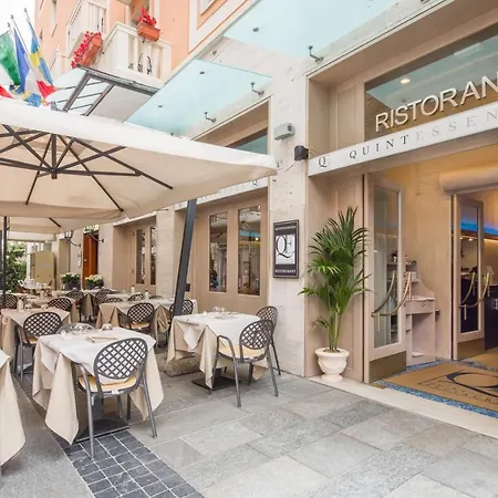 Le Suites Del Nazionale ホテル