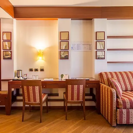 ホテル Le Suites Del Nazionale サンレモ